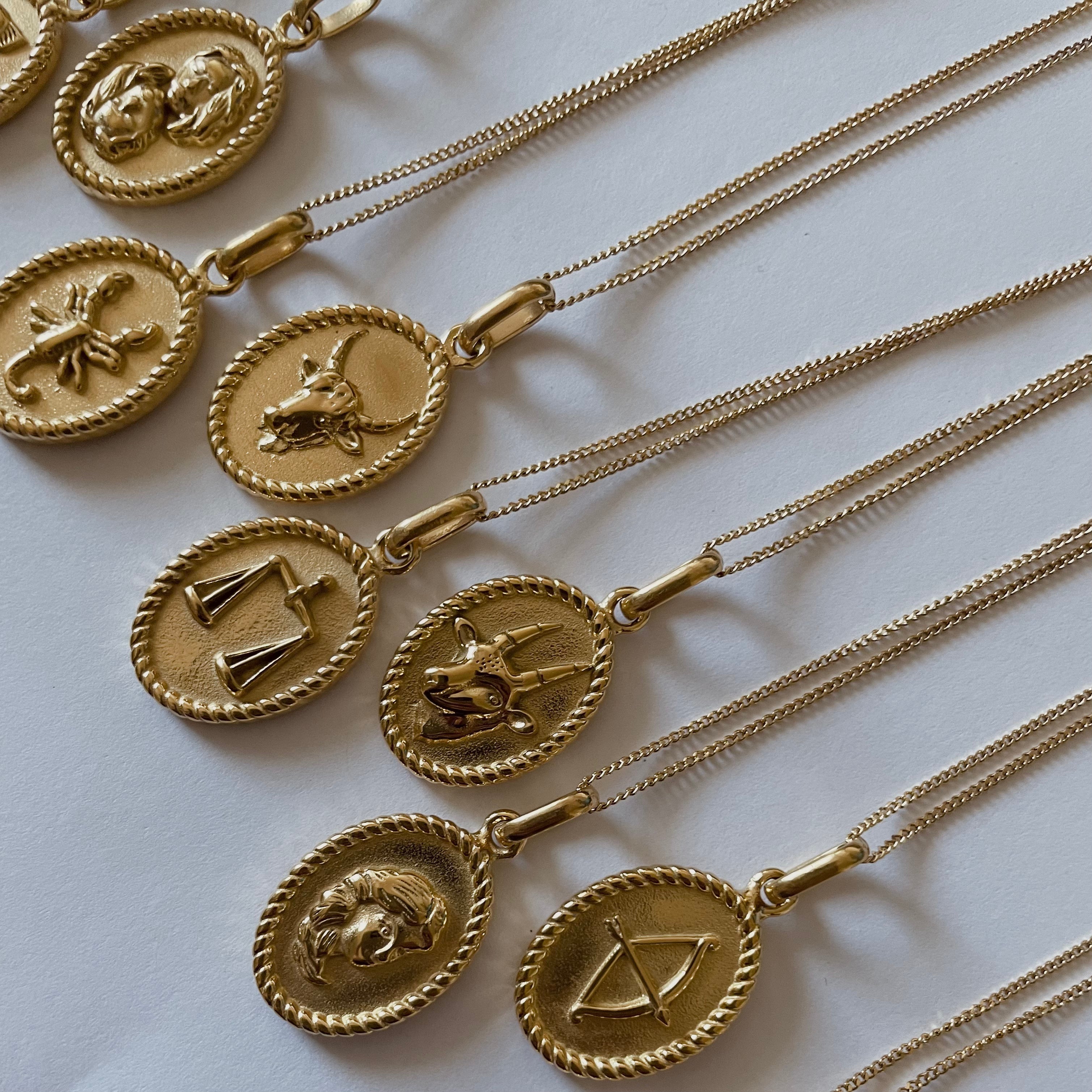 ♈ Collier Signe Astrologique Doré — Acier Recyclé Plaqué Or, Fait au Canada