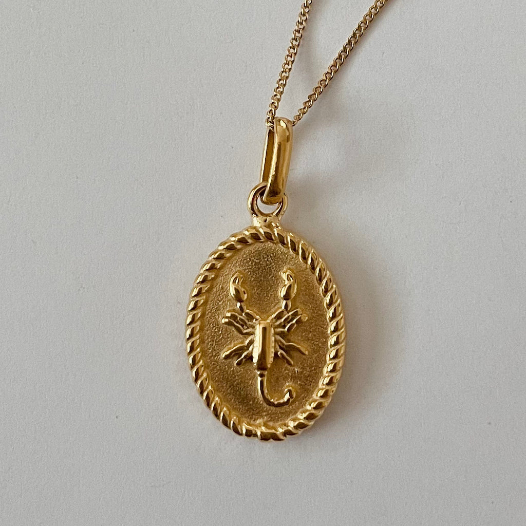 ♈ Collier Signe Astrologique Doré — Acier Recyclé Plaqué Or, Fait au Canada